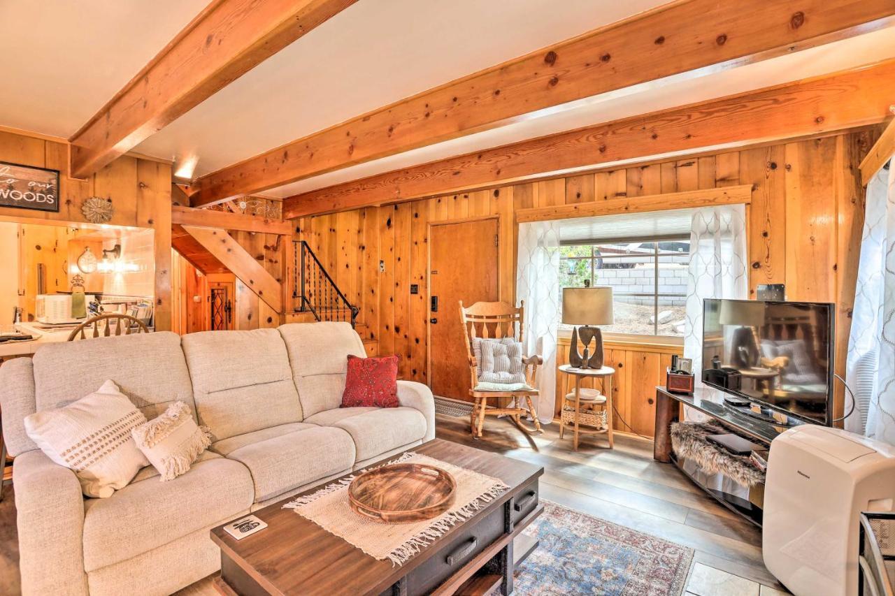 Wrightwood Cabin With Cozy Interior! Экстерьер фото