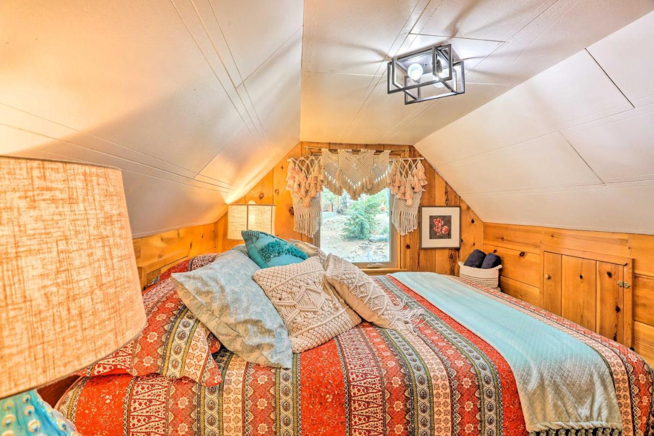 Wrightwood Cabin With Cozy Interior! Экстерьер фото