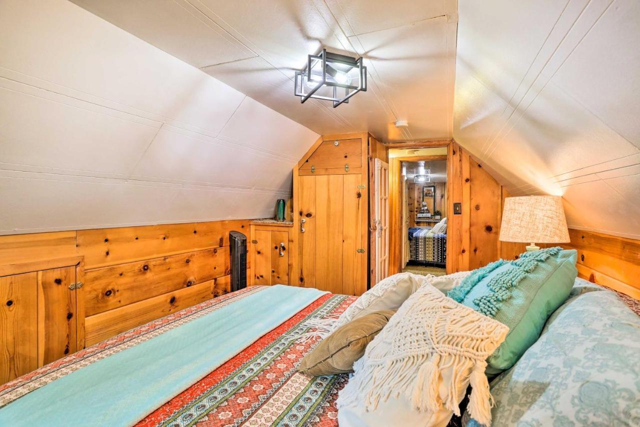 Wrightwood Cabin With Cozy Interior! Экстерьер фото